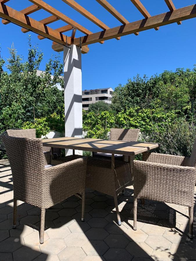 Apartment Denis Ровінь Екстер'єр фото